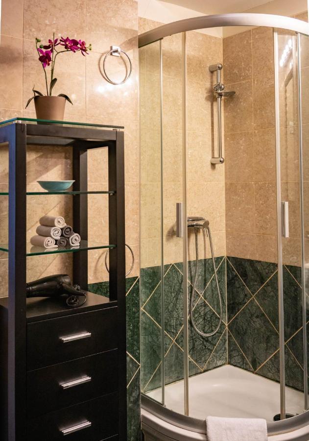 Free Parking! Soho Budapest 101, 4 Ppl, Ac, Superfast Wifi, Tv Exterior photo