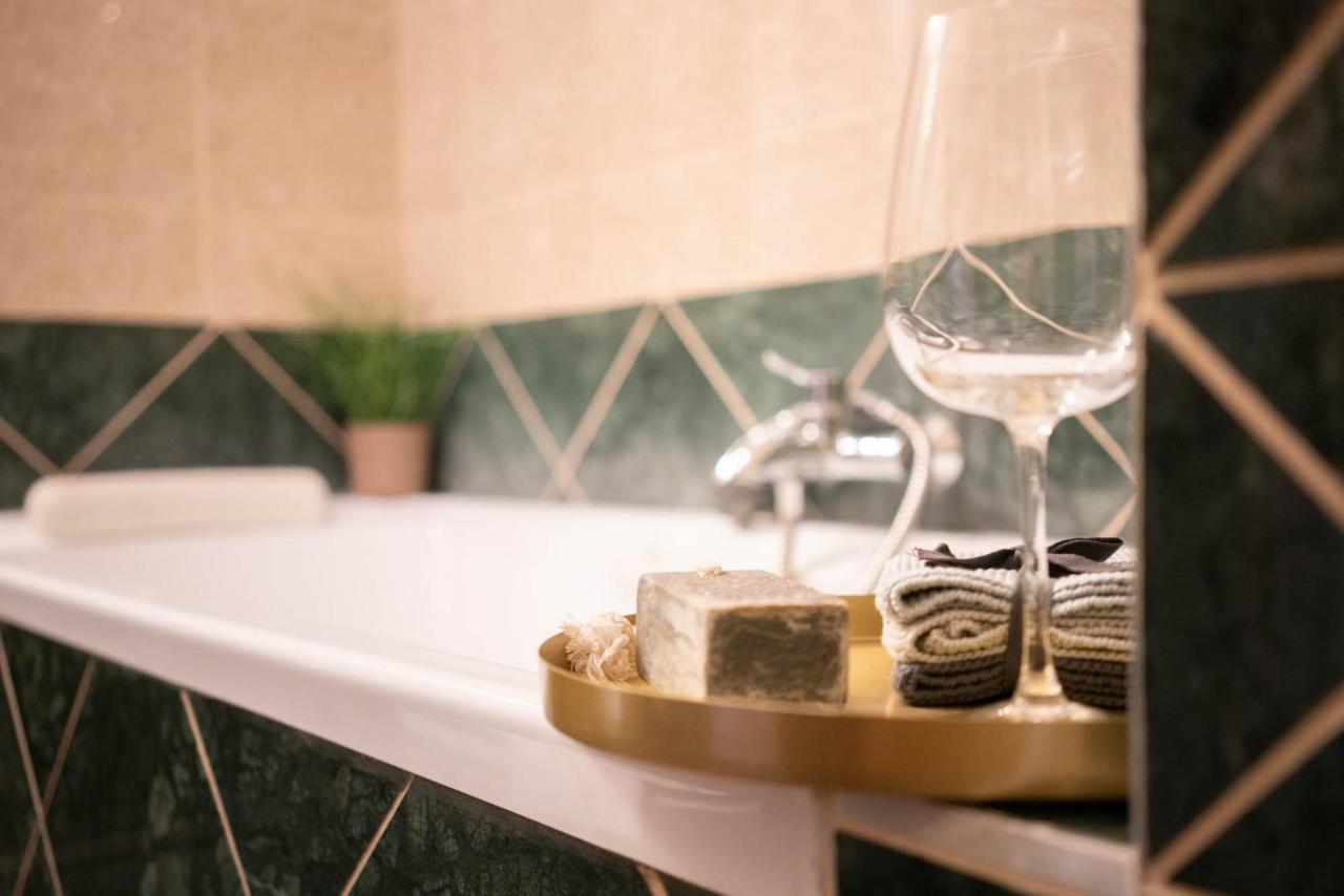Free Parking! Soho Budapest 101, 4 Ppl, Ac, Superfast Wifi, Tv Exterior photo